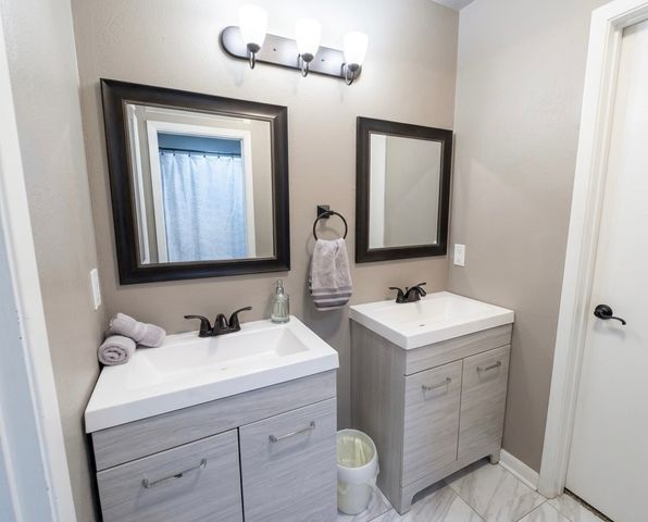 4312 Circle Square Drive, Mooringsport, LA 71060