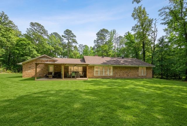 4312 Circle Square Drive, Mooringsport, LA 71060