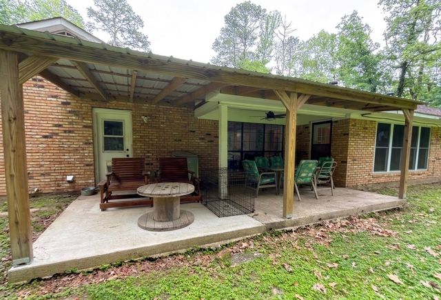 4312 Circle Square Drive, Mooringsport, LA 71060