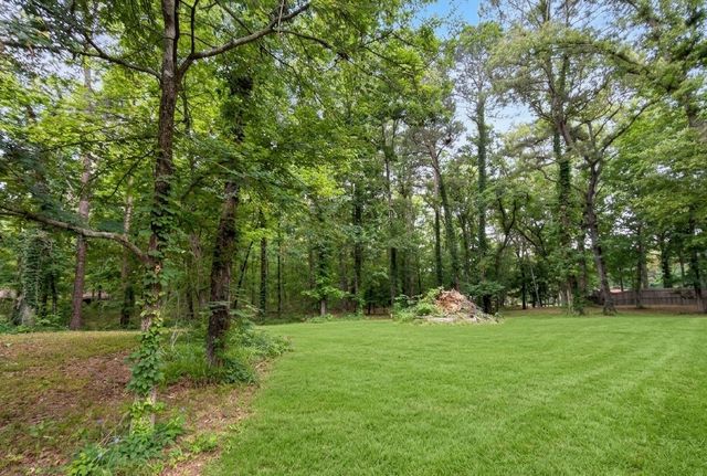 4312 Circle Square Drive, Mooringsport, LA 71060