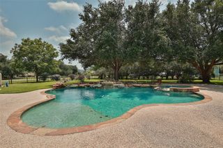 19907 Stone Lake Circle, Tomball, TX 77377