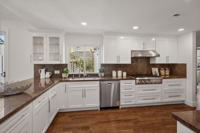 1340 Miravalle Avenue, Los Altos, CA 94024