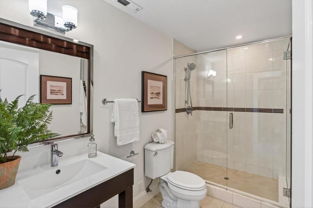 Image 15 of property listing at 1340 Miravalle Avenue, Los Altos, CA 94024