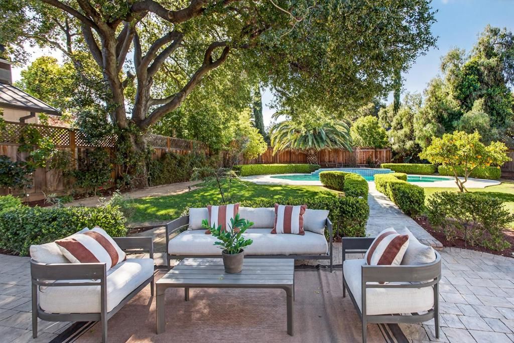 Image 26 of property listing at 1340 Miravalle Avenue, Los Altos, CA 94024