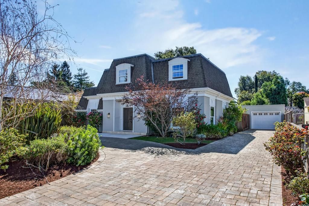 Image 3 of property listing at 1340 Miravalle Avenue, Los Altos, CA 94024