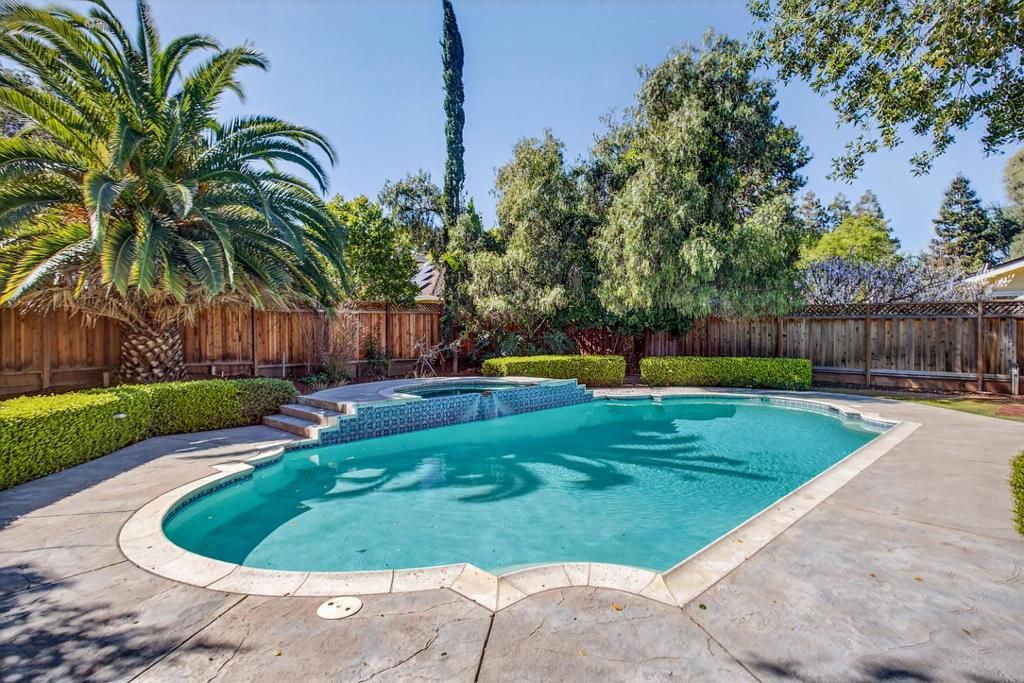 Image 32 of property listing at 1340 Miravalle Avenue, Los Altos, CA 94024