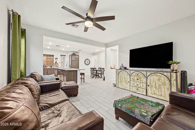17453 W SELDON Lane, Waddell, AZ 85355