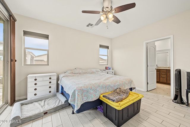 17453 W SELDON Lane, Waddell, AZ 85355