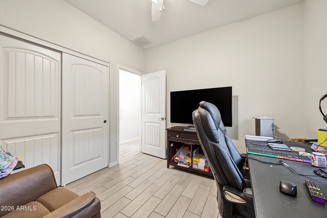 17453 W SELDON Lane, Waddell, AZ 85355