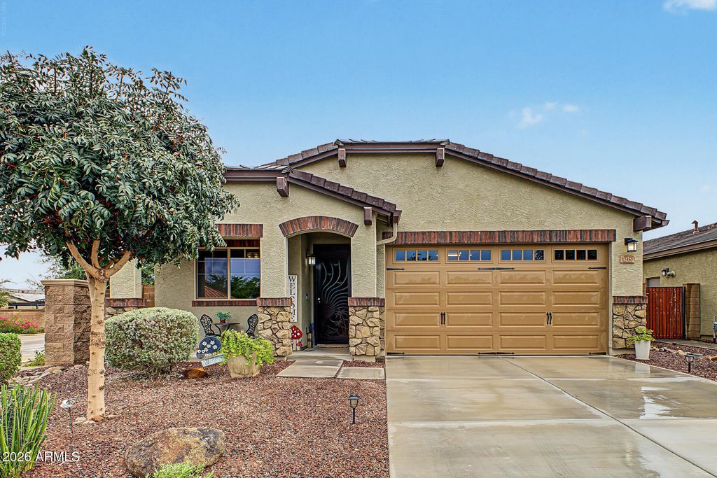 17453 W SELDON Lane, Waddell, AZ 85355