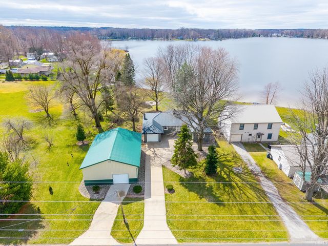 5120 E 100 S Road, Lagrange, IN 46761