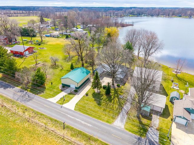 5120 E 100 S Road, Lagrange, IN 46761