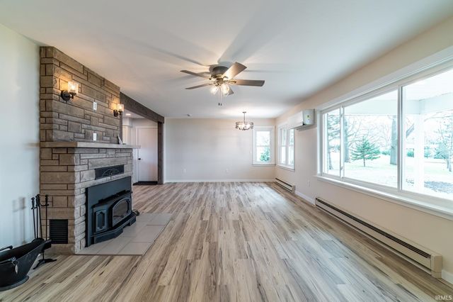 5120 E 100 S Road, Lagrange, IN 46761