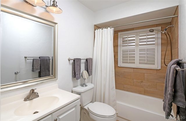 206 S Desoto Street, Beverly Hills, FL 34465