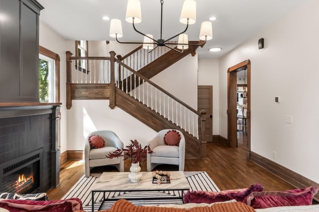 3407 Cottage Grove Avenue, Des Moines, IA 50311