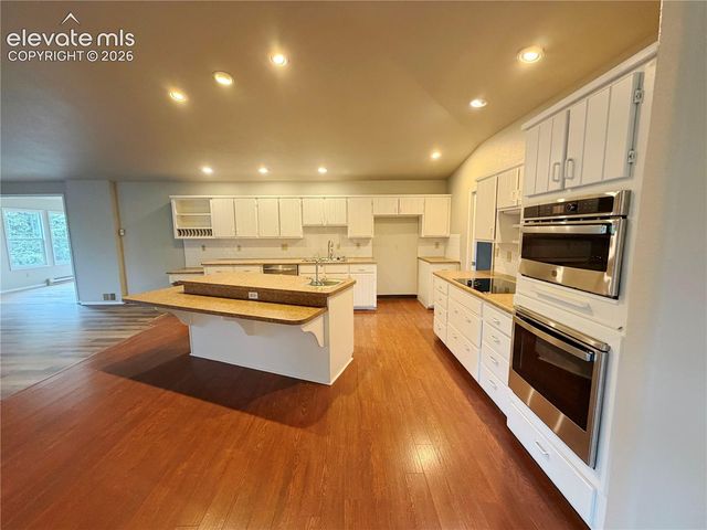 415 Allegheny Drive, Colorado Springs, CO 80919