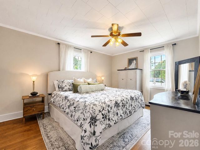 214 Oakwood Avenue, York, SC 29745