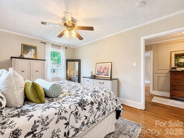 214 Oakwood Avenue, York, SC 29745
