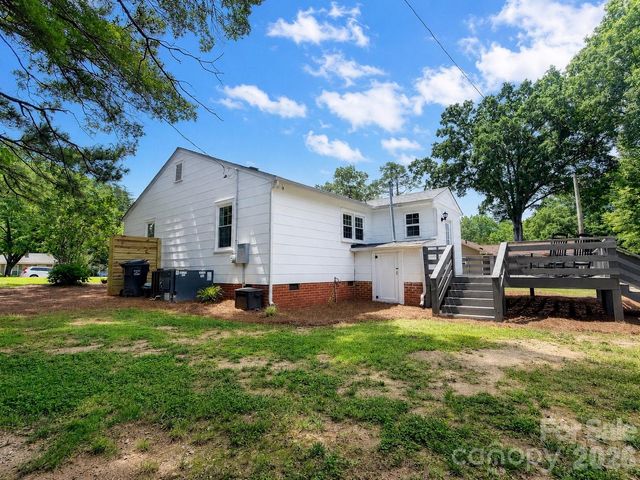 214 Oakwood Avenue, York, SC 29745