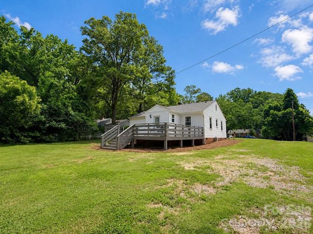 214 Oakwood Avenue, York, SC 29745