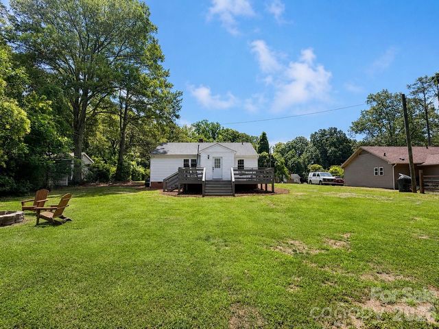 214 Oakwood Avenue, York, SC 29745