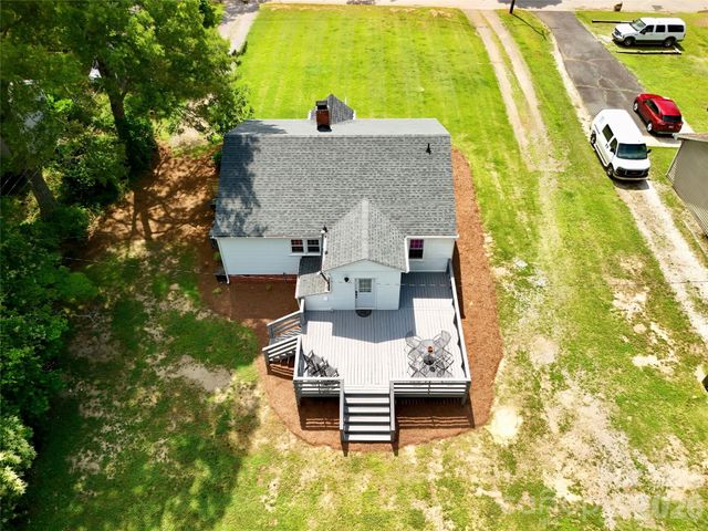 214 Oakwood Avenue, York, SC 29745