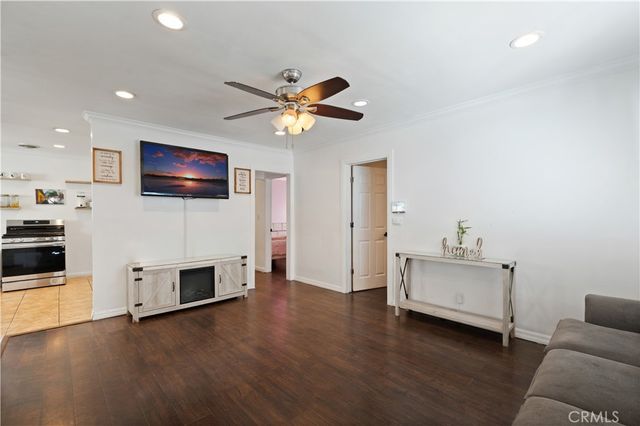15212 Arcturus Avenue, Gardena, CA 90249