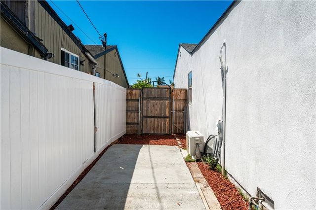 15212 Arcturus Avenue, Gardena, CA 90249