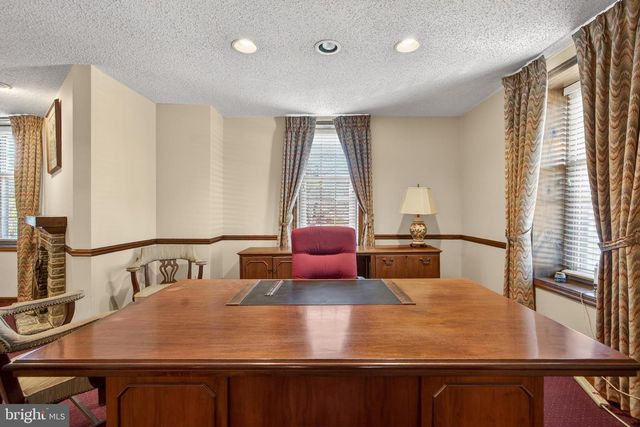 1 W MAIN ST, Marlton, NJ 08053
