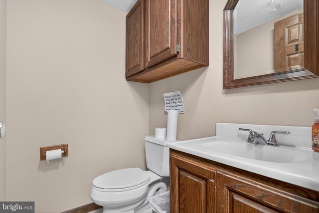 1 W MAIN ST, Marlton, NJ 08053