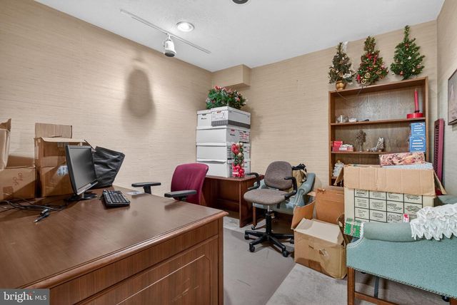 1 W MAIN ST, Marlton, NJ 08053