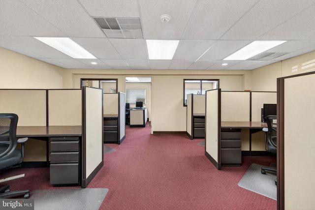 1 W MAIN ST, Marlton, NJ 08053