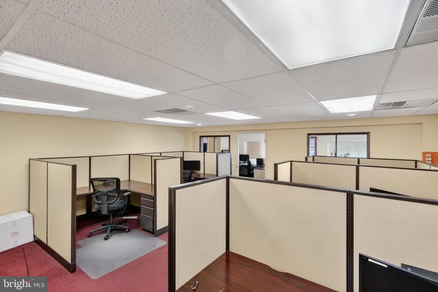 1 W MAIN ST, Marlton, NJ 08053