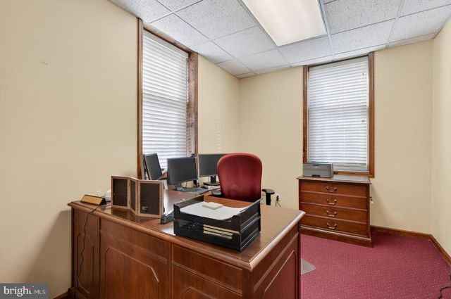 1 W MAIN ST, Marlton, NJ 08053