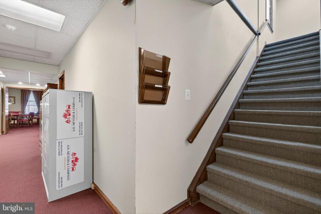 1 W MAIN ST, Marlton, NJ 08053
