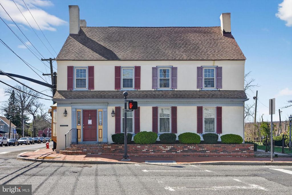 1 W MAIN ST, Marlton, NJ 08053