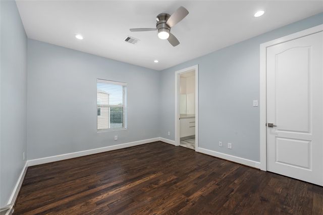 9406 Glenfield Court, Houston, TX 77096