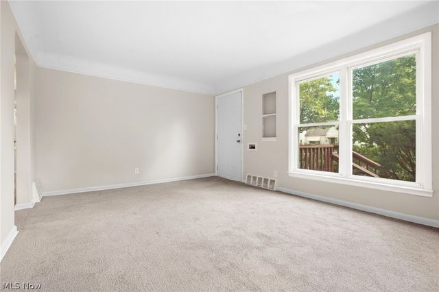 892 E 139th Street, Cleveland, OH 44110