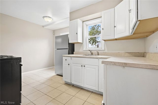 892 E 139th Street, Cleveland, OH 44110