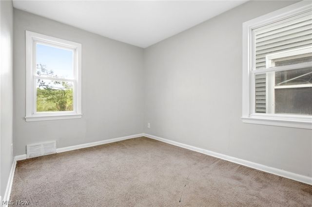 892 E 139th Street, Cleveland, OH 44110