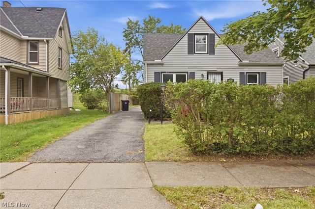 892 E 139th Street, Cleveland, OH 44110