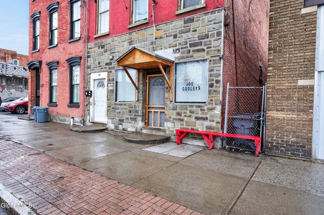 427 S Pearl Street, Albany, NY 12202