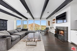 2235 Gloaming Way, Beverly Hills, CA 90210