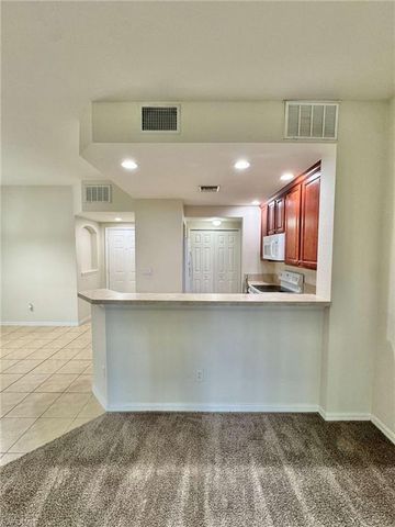 4263 Liron AVE 102, Fort Myers, FL 33916