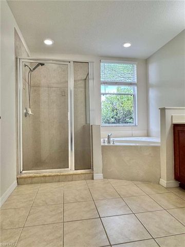 4263 Liron AVE 102, Fort Myers, FL 33916