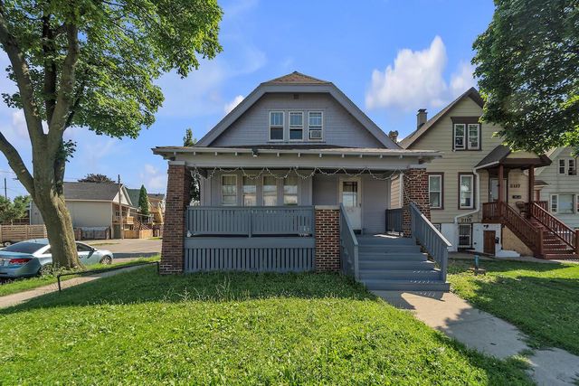 2111 W Burnham STREET, Milwaukee, WI 53204