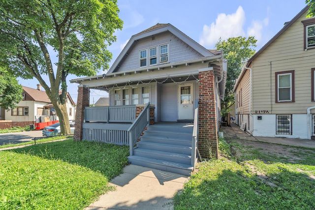 2111 W Burnham STREET, Milwaukee, WI 53204