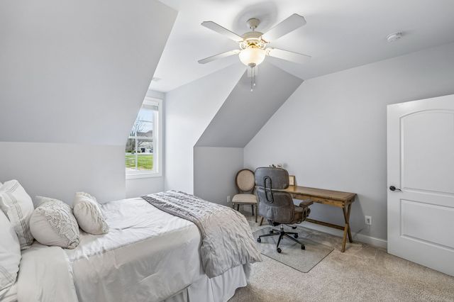 1504 Buckskin Ct, Thompsons Station, TN 37179