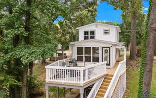 813A Lakeview Dr, Jefferson, TX 75657
