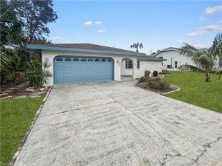 206 SE 46th TER, Cape Coral, FL 33904